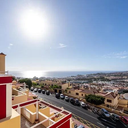 1br Views - Pool - Terrace - アデヘ