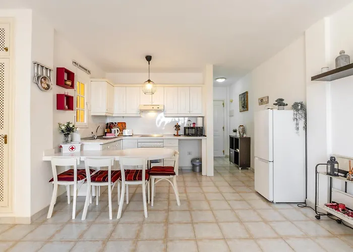 Atlantic Dream 1 Bedroom Apartment Amazing View Balcony Climatized Pool In Balcon Del Atlantico アデヘ