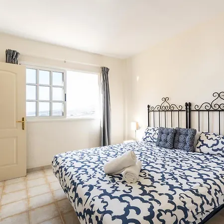 Spacious 1br & Heated Pool & Terrace With Amazing Views & Wifi In By Aqua Vista Tenerife Apartament Costa Adeje (Tenerife)
